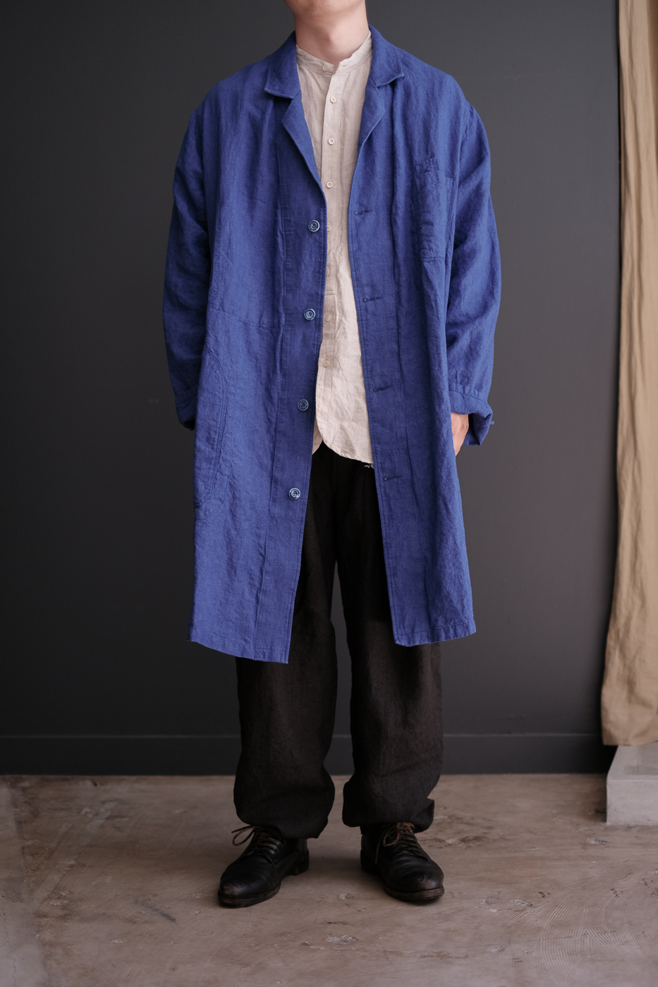 カラーブルーkaval indigo linen coat