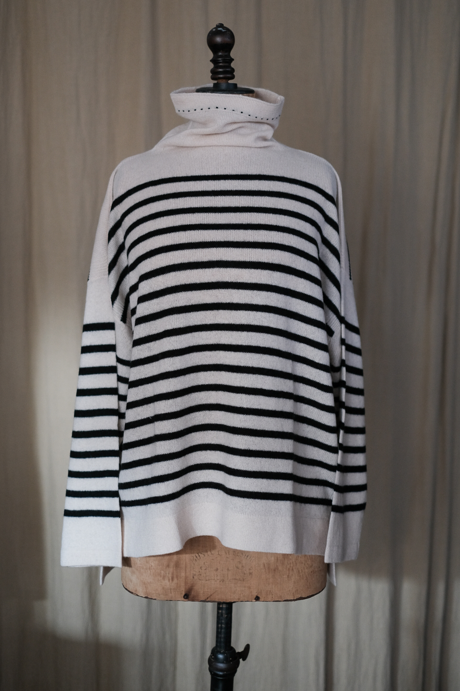 TOWAVASE 今期新品Basque pullover ivory×black TOWAVASE Basque pullover (ivory x black) | nii-